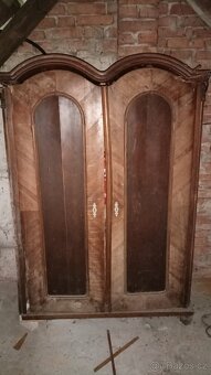 starodávná skříň - 2