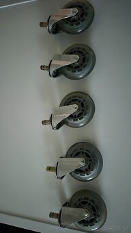 Kolečka ke židleKolečka ke židli 5 kus . - 2