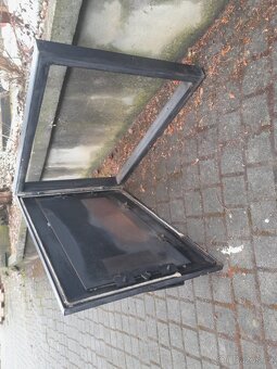Krbové dveře se sklem a rámem - 2