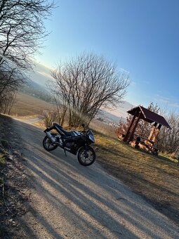 Honda cbr125 - 2