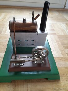 Retro hračka - miniatura parního stroje - 2