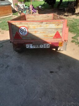 Vlek za auto - 2