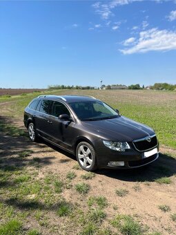 Prodám Škoda Superb kombi 2, 2.0tdi 125kw DSG - 2