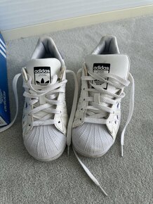 Adidas Superstar J v. 35,5 - 2