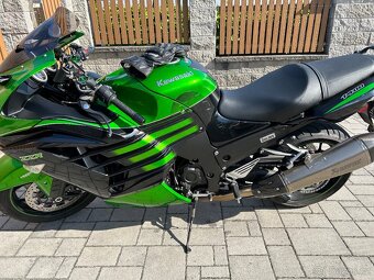 Kawasaki ZZR 1400 - 2
