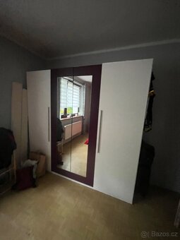 Nábytek - skříň a komoda - 2