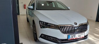 Škoda Superb 2.0 TDI 110kw 1.majitel koupeno v ČR - 2