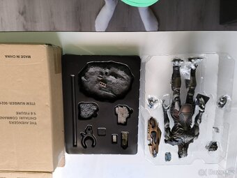 Hot toys - 2