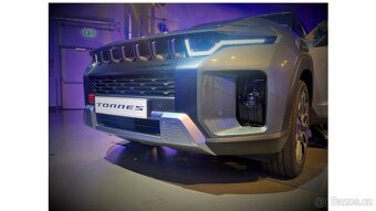 KGM Tores1.5i 163ps Aut LED elKuf ACC Výhř Kam AL PDC 5/25 - 2