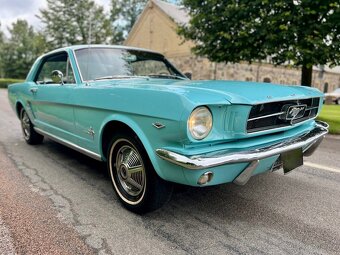1965 Ford Mustang V8 - 2