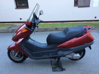 Honda fes 250 - 2