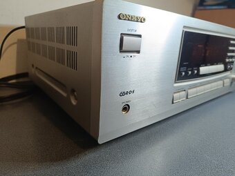 ONKYO TX-8211 - 2