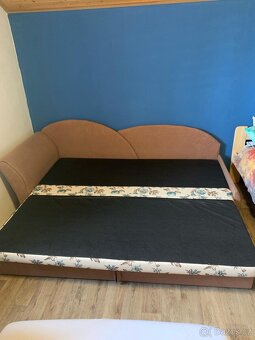 Rozkládací pohovka - 2