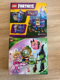 Nabízím Lego sety 77071 +75682 - Wicked a Fortnite - 2