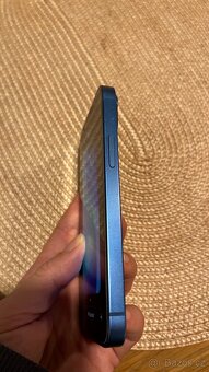 Prodám modrý iPhone 13 mini 128GB - 2