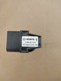 Zapalovací cívka BOSCH 0 986 221 023 - 2