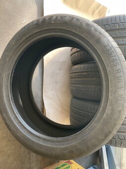 Continental 235/55R18. 100Y - 2