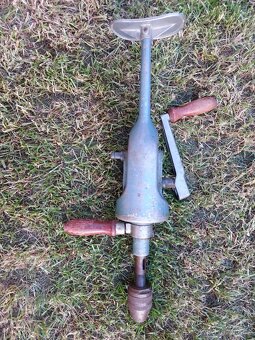 taška,Retro ruční vrtačka Metalis, obří funkční žárovka 500W - 2