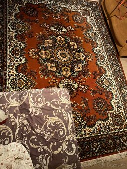 krásný velký perský koberec. - 2