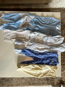 kojenecké oblečení - zachovalé - 2