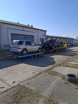 Prodám náhradní díly mercedes benz ml w163 270CDI facelift. - 2