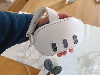VR HEADSET - Oculus Quest 3 - 2