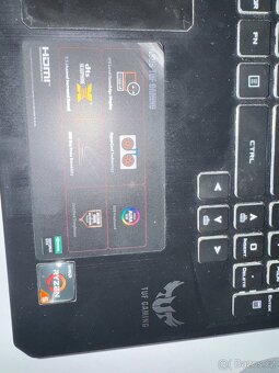 Herní notebook Asus - 2