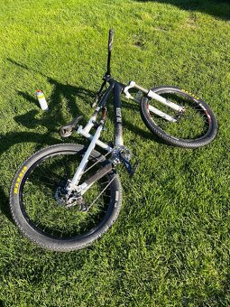 Slopestyle dirt kolo rose the jester fox 32 - 2