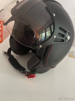 Přilba na motorku - 2