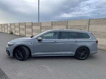 Volkswagen Passat R-LINE R.V 2022 2.0TDI DSG VIRTUAL FUllLED - 2
