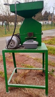 Šrotovník na obilí - 2