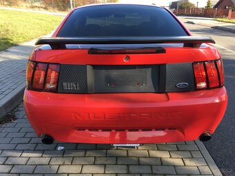 Ford Mustang Mach 1 manual 4.6L 224kW rok 2003 - 2