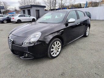 Giulietta 2.0JTDm 125kw automat TURISMO - 2