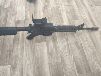 Airsoft M4 AR 15 - 2