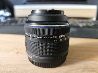 Olympus M.Zuiko 14-42 f3.5-5.6 II R - 2