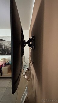 Televize samsung 210 cm QE82Q60RA - 2