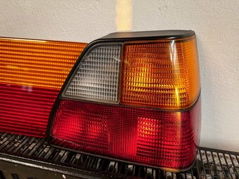 US Světla VW Golf mk2 - 2