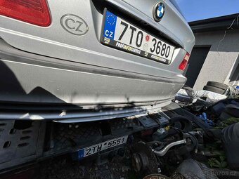 BMW e46 touring zadní nárazník - 2