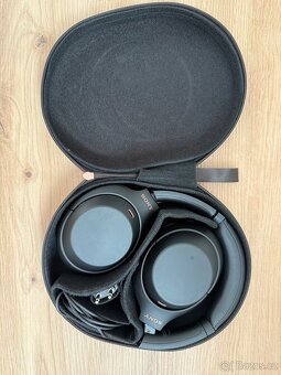 Sony WH-1000XM4 Sluchátka - 2
