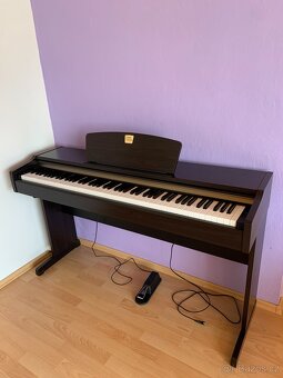 Digitální piano Yamaha Clavinova CLP-110 - 2