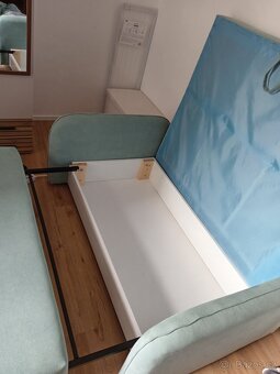 Rozkládací pohovka - 2