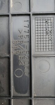 Corolla E21 plast sání - 2