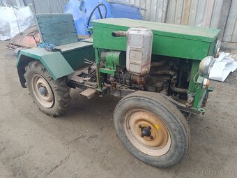 Traktůrek domácí výroby - 2