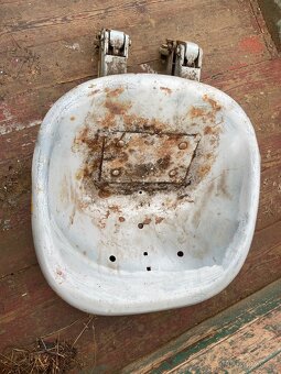 Sedadlo sedačka Zetor 3011 4011 - 2