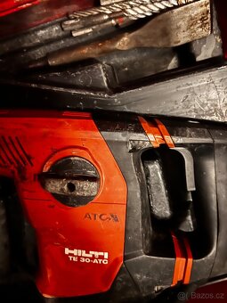 Hilti te 30 ATC AVR  KOMBINOVANÉ KLADIVO + vrtáky a bouraci - 2