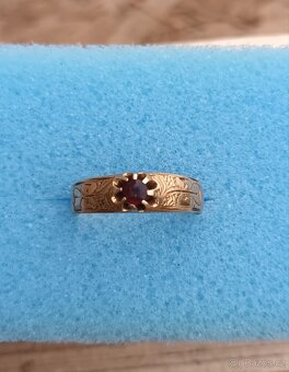 Starý zlatý prsten - 2