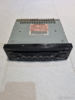 Rádio Citroen PU-2471A E - 2
