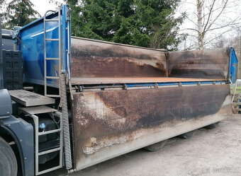 Sklápěč 8x4 Man Tridem - 2