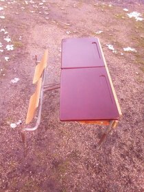 starožitné školní lavice - 2