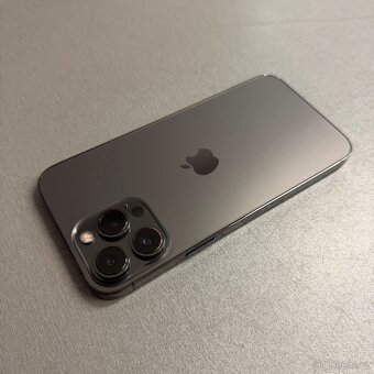 iPhone 13 Pro Max 128GB graphite, pěkný stav, rok záruka - 2